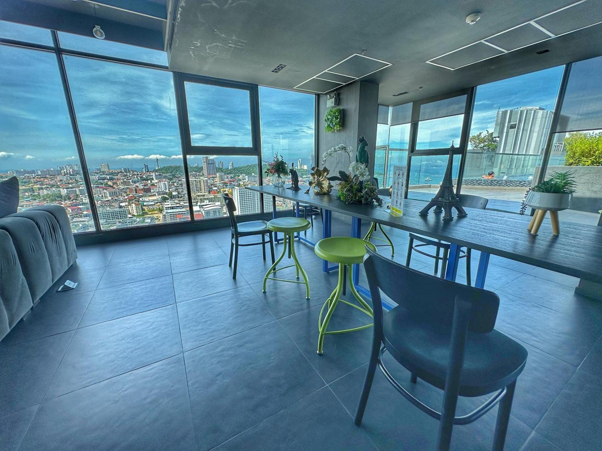 The Base Central Pattaya By Wwc المظهر الخارجي الصورة