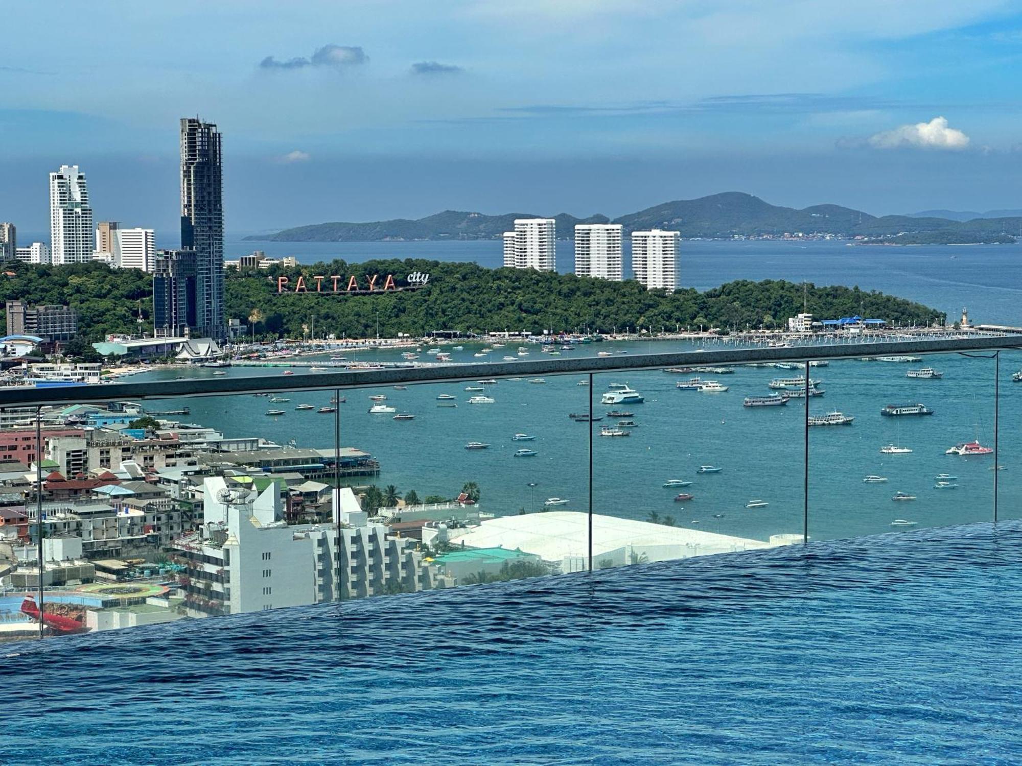 The Base Central Pattaya By Wwc المظهر الخارجي الصورة